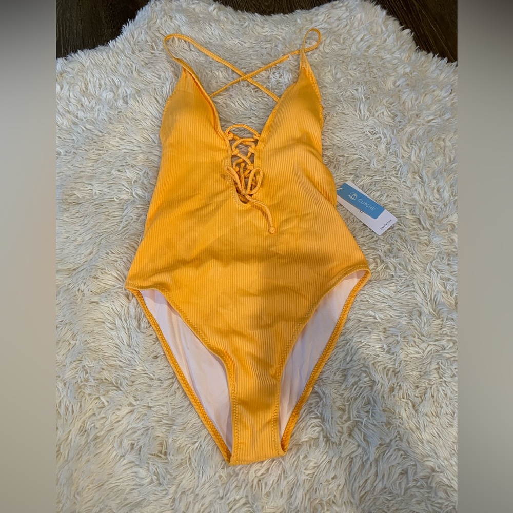 Cupshe NWT Yellow/Orange Criss Cross Deep V Ribbed Cheeky OnePiece Swimsuit